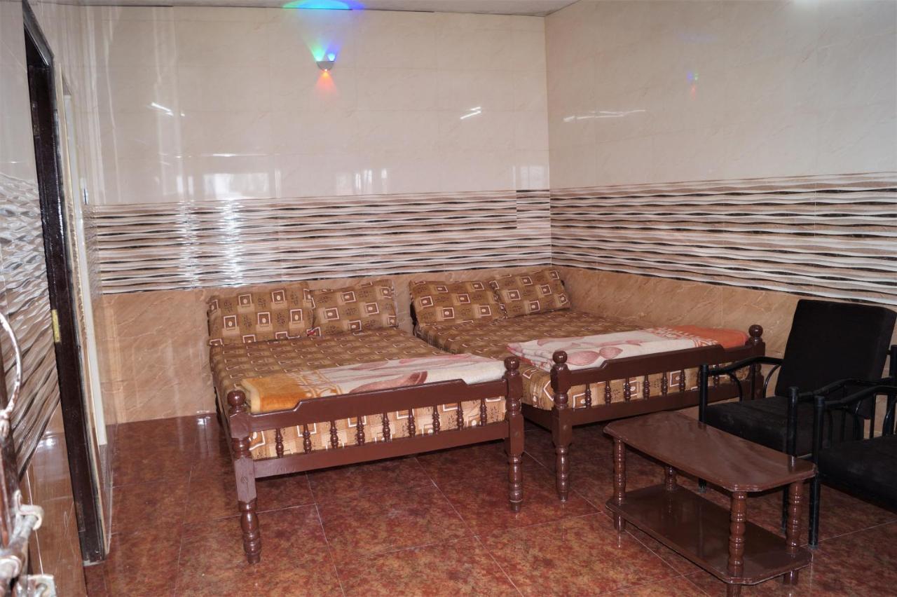 Wins Rooms Vālpārai Εξωτερικό φωτογραφία