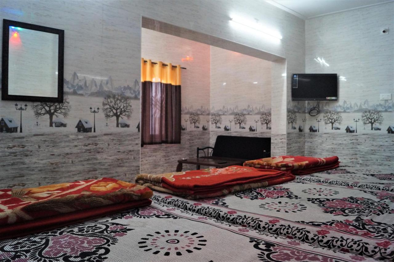 Wins Rooms Vālpārai Εξωτερικό φωτογραφία