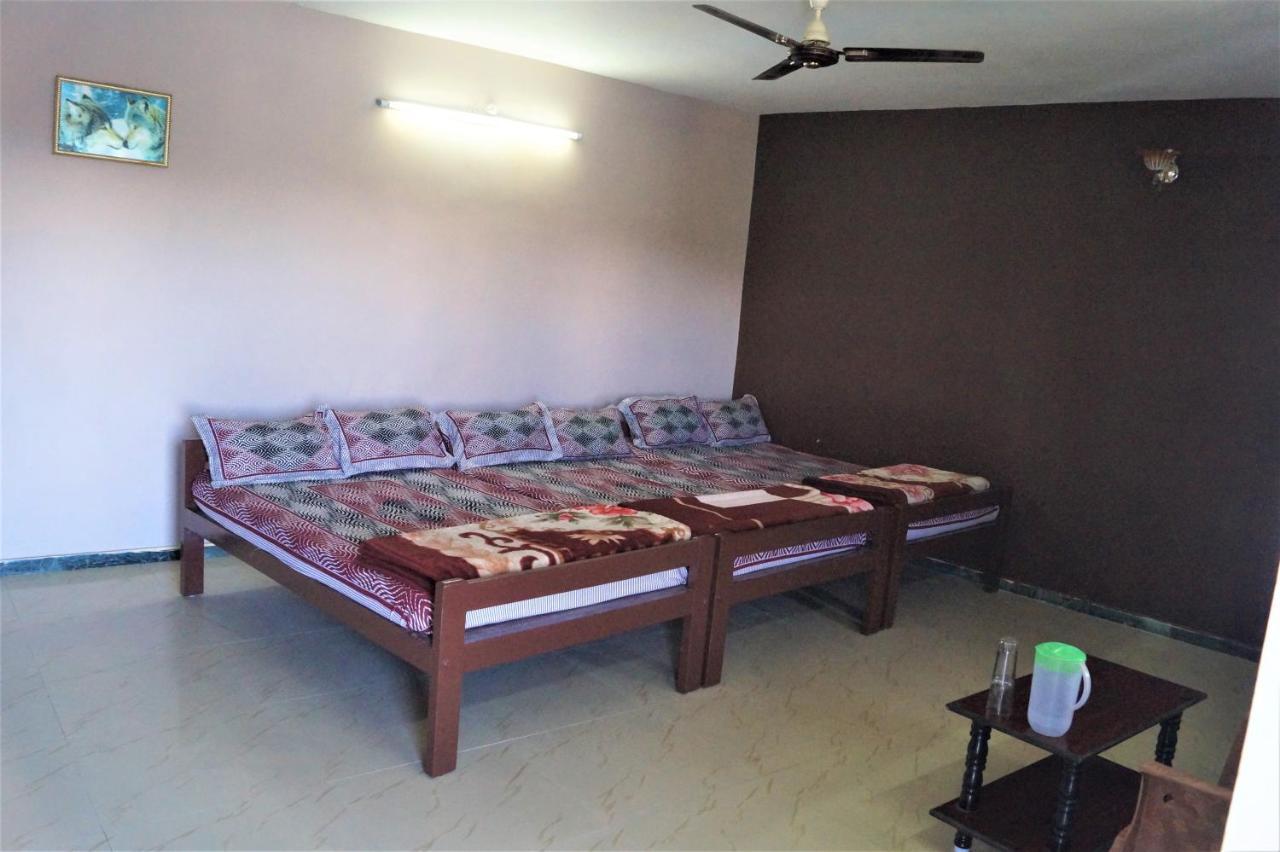 Wins Rooms Vālpārai Εξωτερικό φωτογραφία